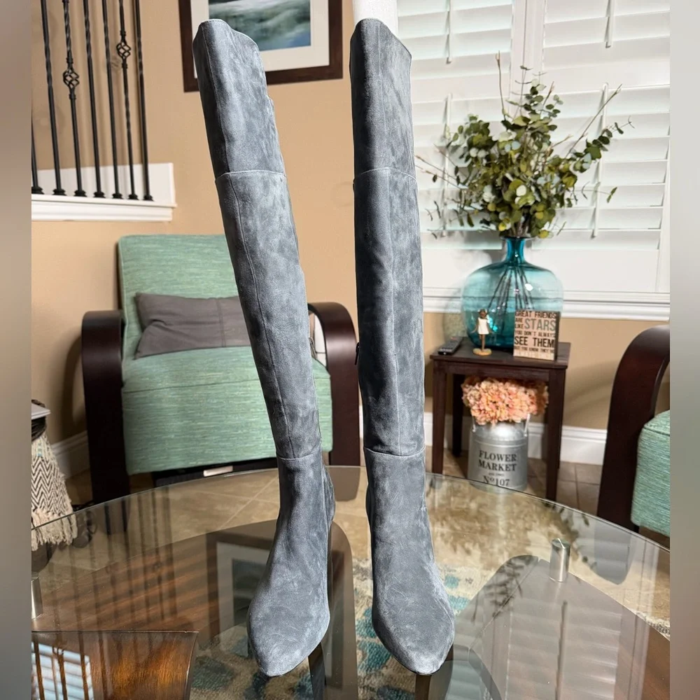 NEW White House Black Market Gray Suede Over the knee Boots, size‎ 9.5
